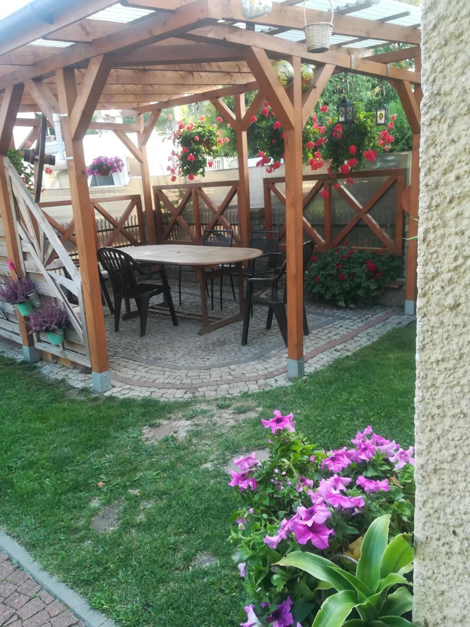 Pokoje Goscinne U Basi Mielno  Bagian luar foto
